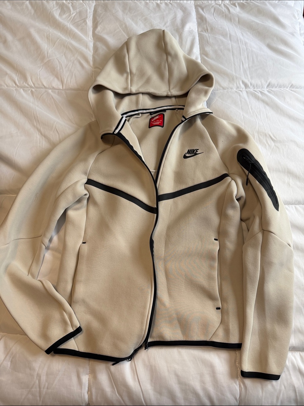 Nike tech Men’s Cream Hooded Performance Jacket with Black Trim